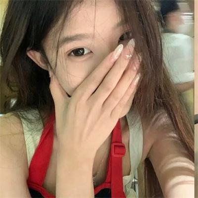 纸板屋女孩